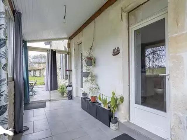 Barbezieux Saint Hilaire 16300 Achat / Vente maison 9 pièces t9 parking