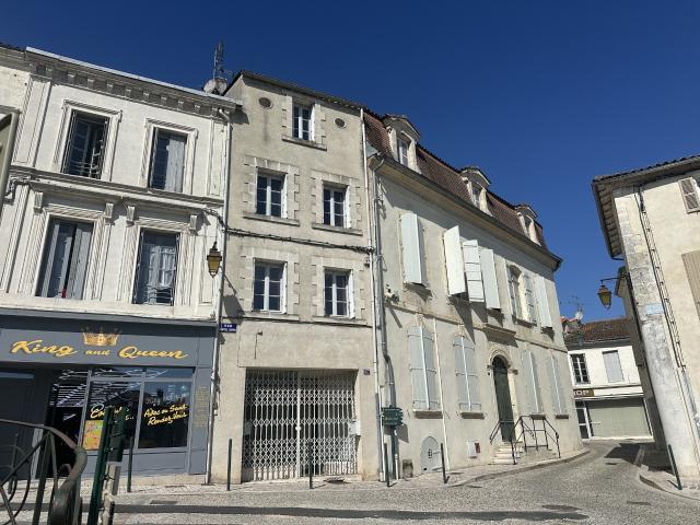 Barbezieux Saint Hilaire Vente Immeuble 16