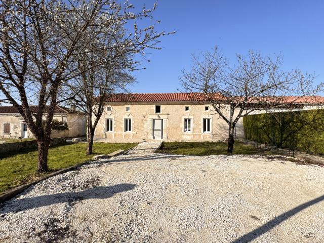 Barbezieux Saint Hilaire Vente Maison 16