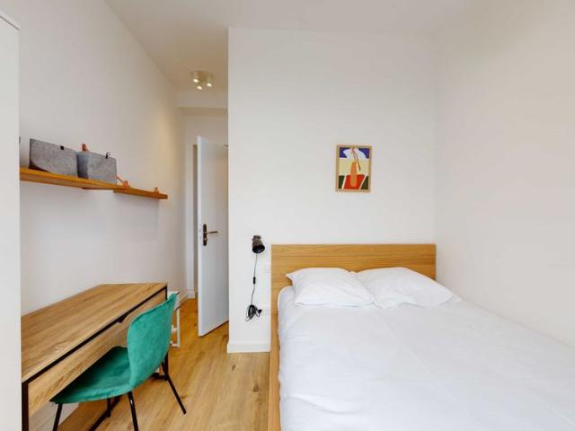 Barbier — Chambre Privée 9