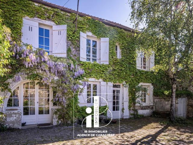 BARBIZON 5 minutes Maison de campagne 434m² 194 m² habitables Jardin de 1634m²