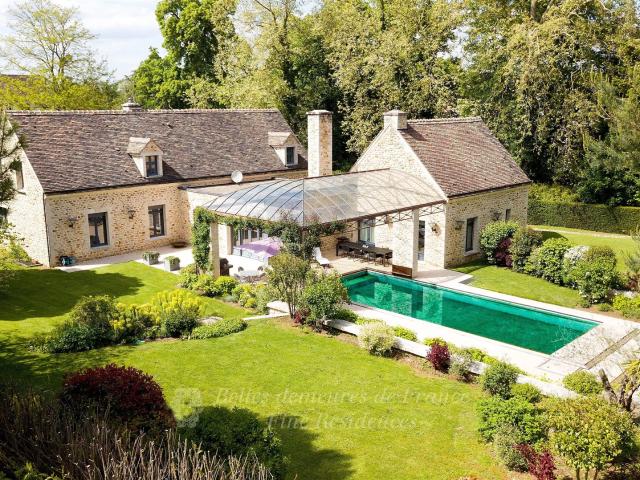 Barbizon, demeure de caractère avec piscine, au cœur d’un éc. 408m² Barbizon
