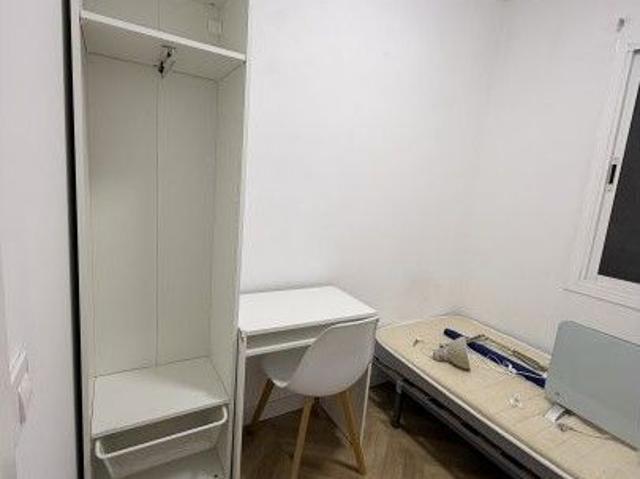 barcelona, Catalonia 08004