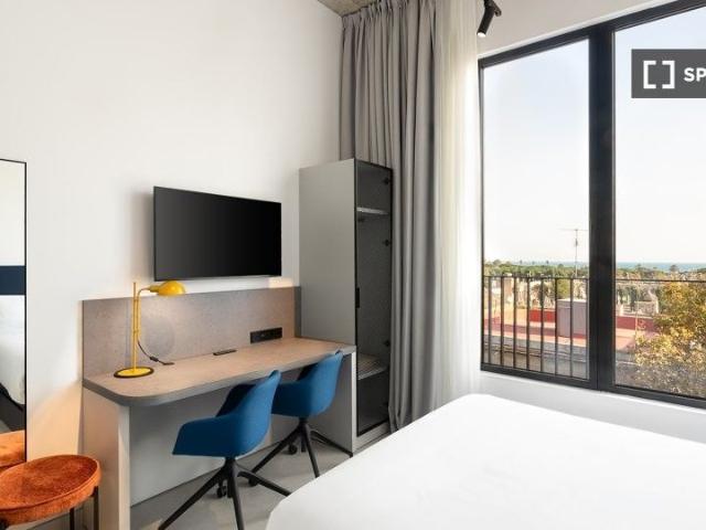 barcelona, Catalonia 08005