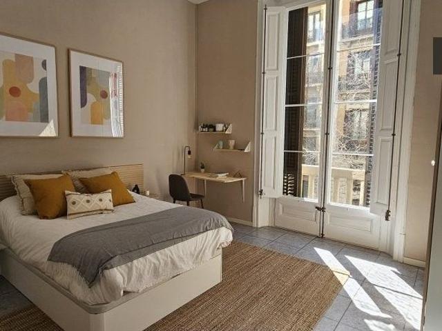barcelona, Catalonia 08037