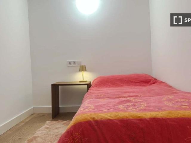 barcelona, Catalonia 08903