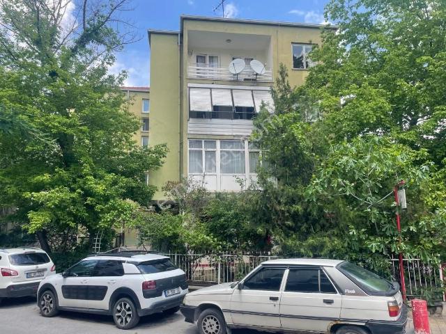 Bardacık Sokak 3. Kat 3+1 Den 2+1 + Geçiş Odasına Çevrilmiş Bak