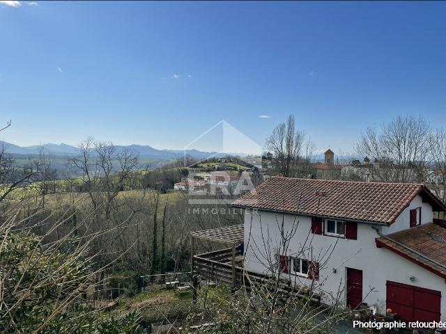 Bardos Vente Maison vue montagnes