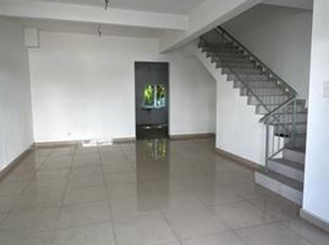 Bare END LOT 20x80 2 STOREY DIAMOND GARDEN Warisan Hijauan DENGKIL
