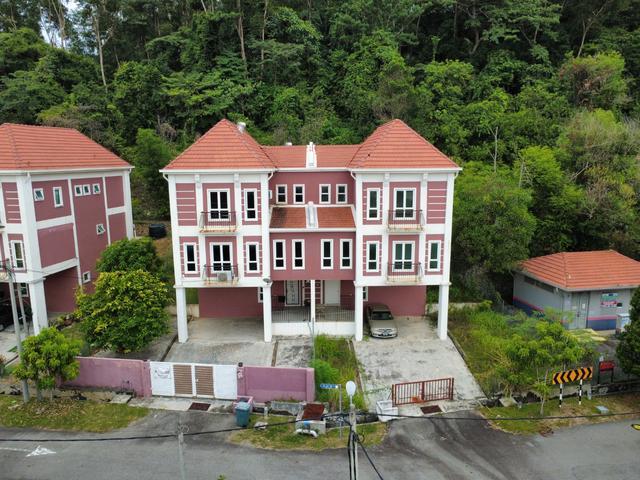 100 LOAN 25Sty SemiD EXTRA LAND Taman Salak Maju Salak Tinggi Sepang