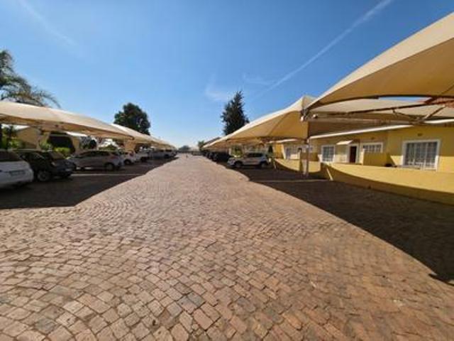 bargain 2 bedroom townhouse in kookr.