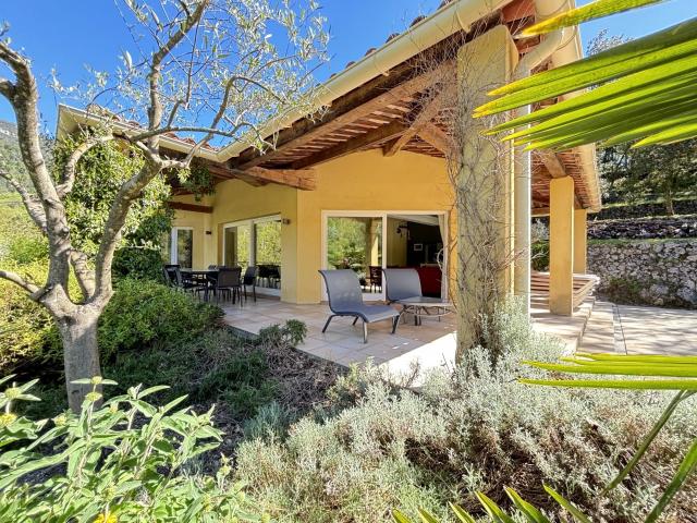 Bargemon – Villa Familiale Avec Piscine Et Dépendance – Envi. 203m² Bargemon