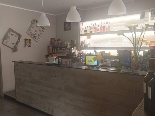 Bar/Gelateria in vendita a Pegognaga
