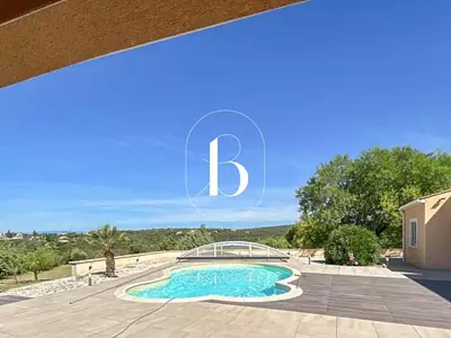 Barjac 30430 Achat / Vente maison 6 pièces t6 piscine