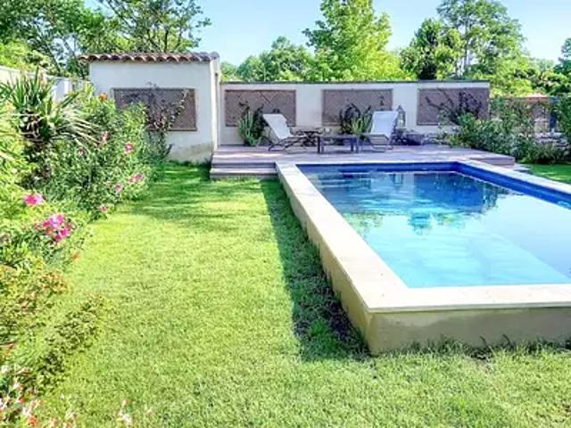 Saint Ambroix 30500 Achat / Vente maison 9 pièces t9 piscine terrasse