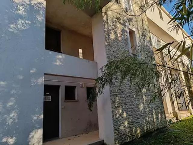 Barjac 30430 Location appartement 3 pièces t3 terrasse