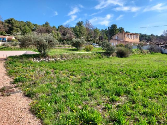 Barjols Vente Terrain 83