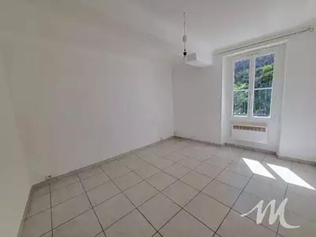 Barjols 83670 Achat / Vente appartement 2 pièces t2