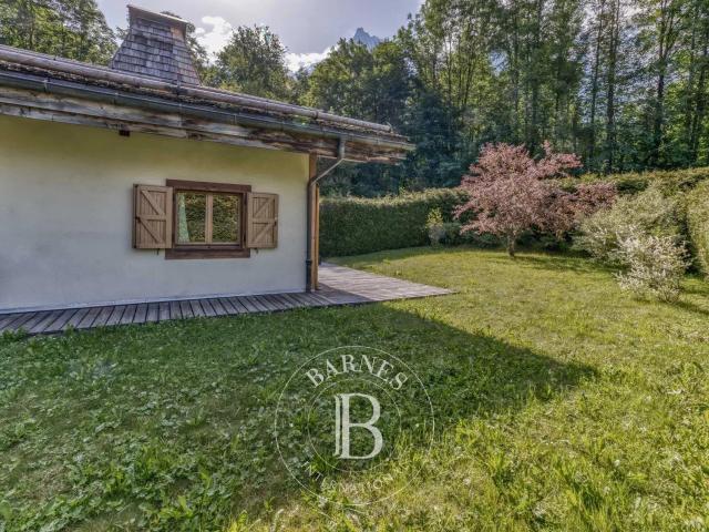 Barnes Chamonix Exclusivite Chalet 3 Chambres Vue Mass. 88m² Chamonix Mont Blanc
