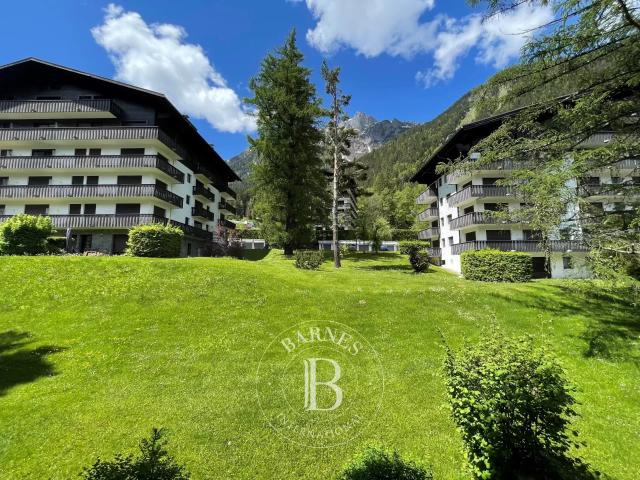 BARNES CHAMONIX STUDIO 23M² PROXIMITÉ IMMÉDIATE CENTRE VILLE & PISTES DE SKI CHAMONIX