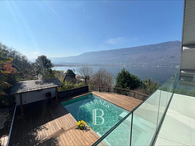BARNES Aix les Bains – TRESSERVE – VILLA AVEC VUE LAC – PISCINE CHAUFFÉE