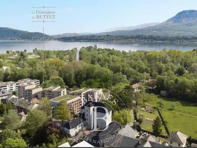 BARNES AIX LES BAINS LE DOMAINE DE BUTTET PARC ARBORÉ CENTRE BOURG
