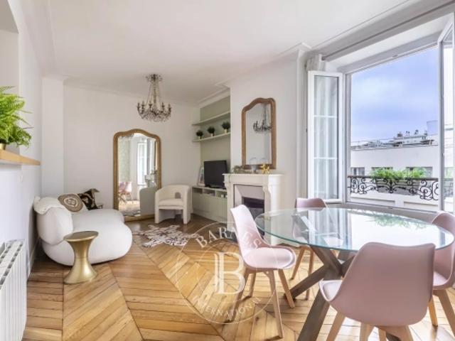 Barnes Boulogne Escudier Appartement 3 pièces Charme de l'ancien