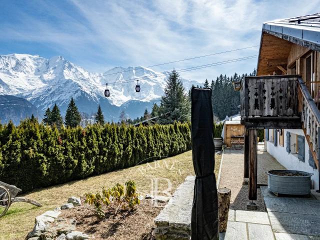 BARNES SAINT GERVAIS BETTEX FERME RÉNOVÉE SKI IN / SKI OUT VUE MONT BLANC