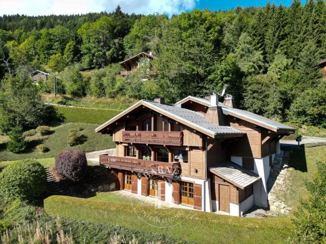 BARNES SAINT GERVAIS SAINT NICOLAS DE VÉROCE CHALET FAMILIAL VUE MONT BLANC