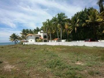 Barra de potosi terreno en venta 3000 m2 con frente de playa