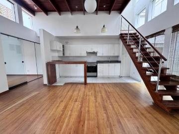 Barranco Dpto duplex, 2 dorm, estar, 1 cochera, entre Grau y Malecón Junín