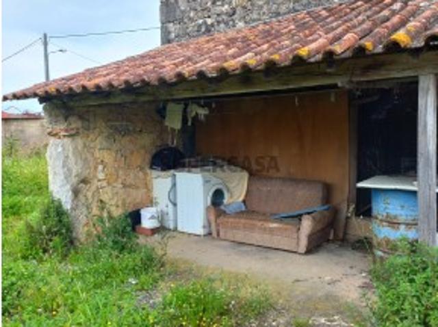 Barracões Zambujal Ourém