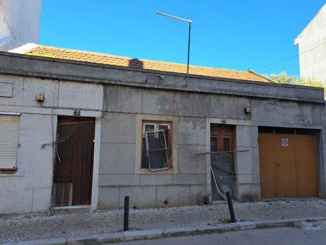Barreiro Barreiro 84826984