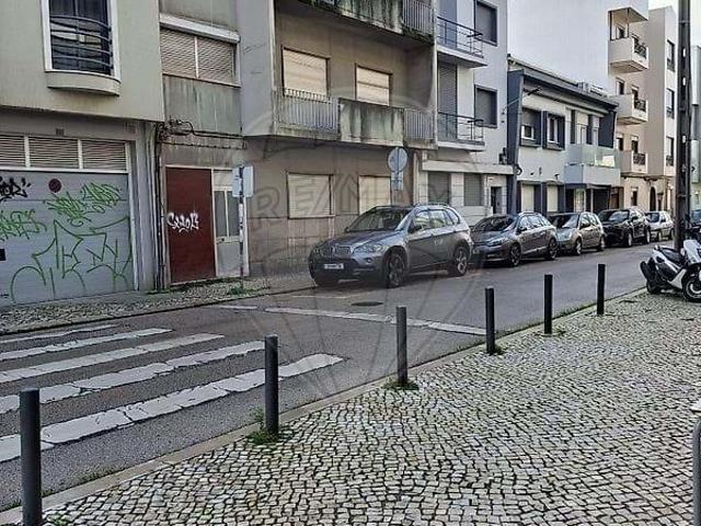Barreiro Setúbal 102469298