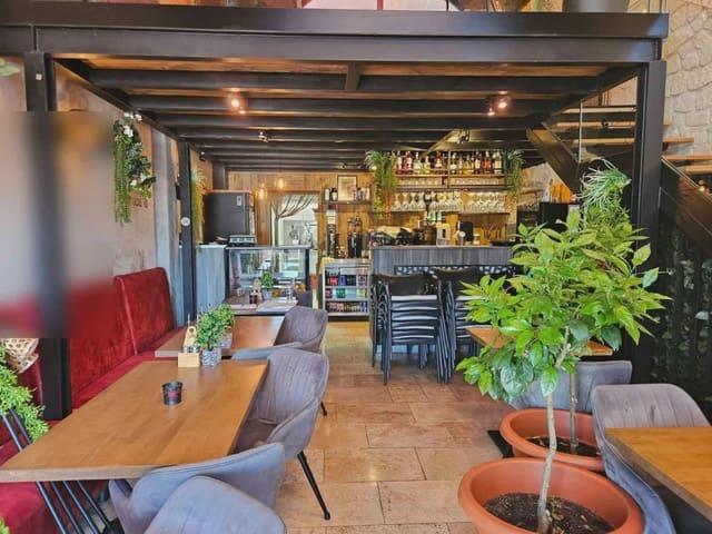 Bar/Restaurante en venta en Calahonda, Málaga Costa del Sol