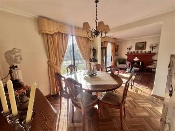 Barrio Las Flores / Providencia | 4 Dormitorios por 14450.00 en Providencia