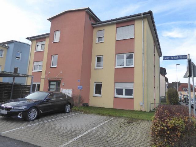 Barrierefreie 3 Zimmer Wohnung zum Sofortbezug zentrale Lage!