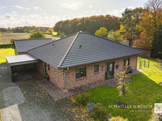 Barrierefreier Bungalow mit Nebengebäude und tollem Blick in die Felder