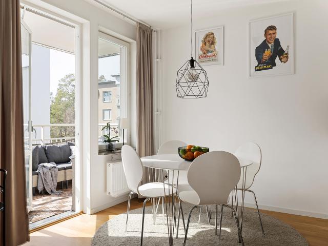 Barrskogsvägen 9