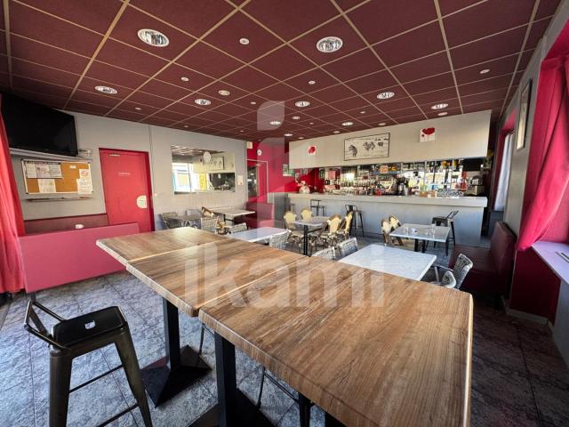 BAR/SNACK SARRAS 80 M2
