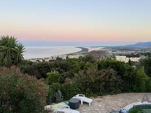 Bastia 20200 Achat / Vente maison 7 pièces t7 piscine terrasse