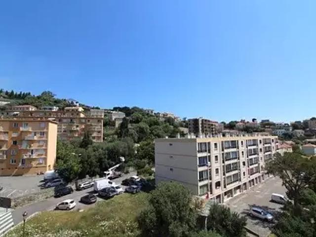 Bastia 20200 Location appartement 2 pièces t2 terrasse