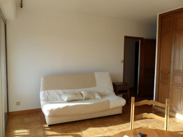 BASTIA Studio MEUBLE climatisé