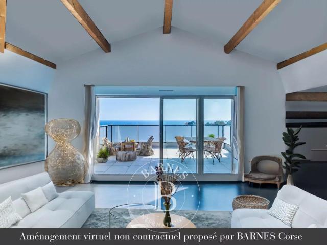 Bastia, Villa sur le toit, 3 chambres, vue mer panoramique. 274m² Bastia