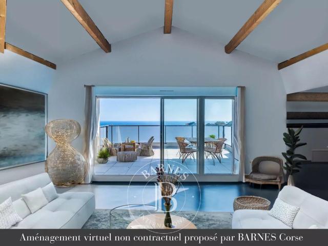 Bastia, Villa sur le toit, 3 chambres, vue mer panoramique. 274m² Bastia