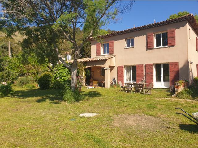 BASTIDE AU CALME ABSOLU