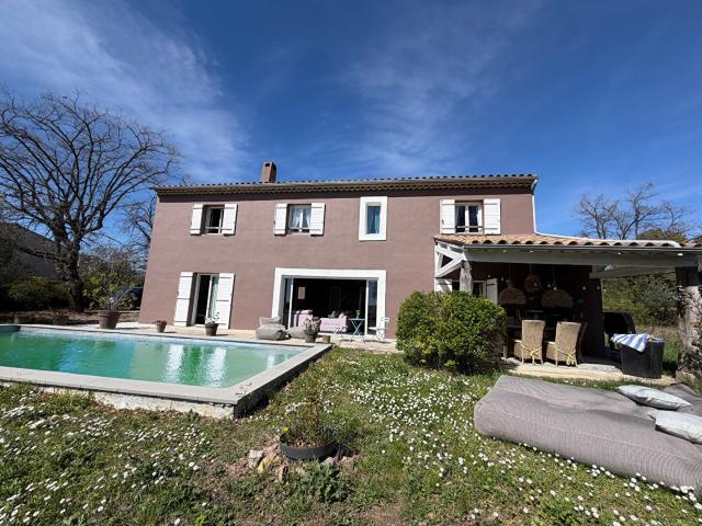 Bastide avec piscine, Callian
