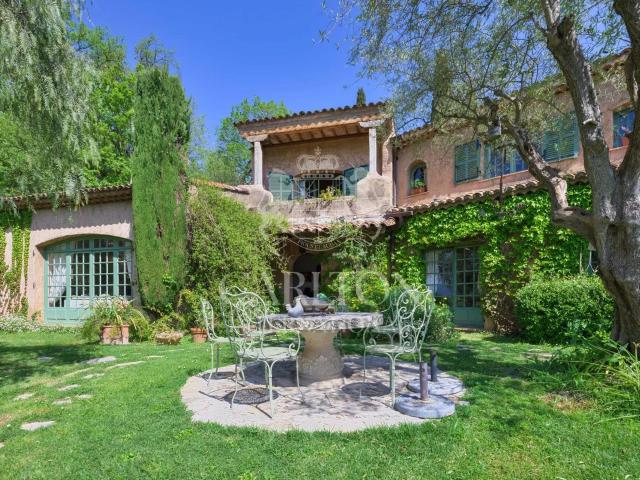 Bastide à Saint Paul de Vence 360m² Saint Paul