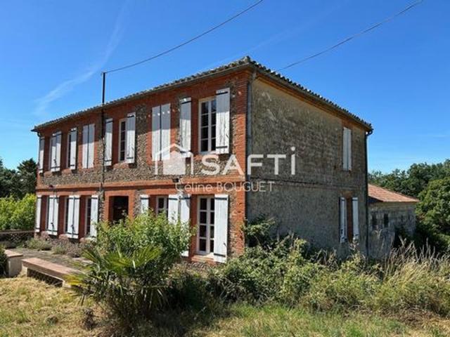 Bastide du XIX ème siècle 5 chambres et appartement 40m2