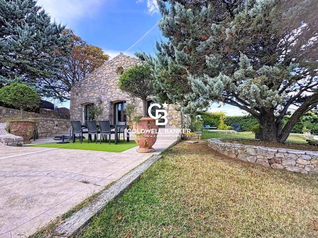 Bastide de caractère – Élégance provençale & esprit d’hôtes. 380m² Ampus